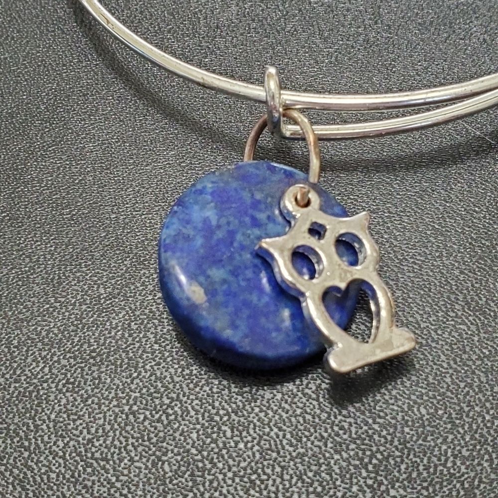 Silver tone owl expandable charm bangle bracelet 8.25"